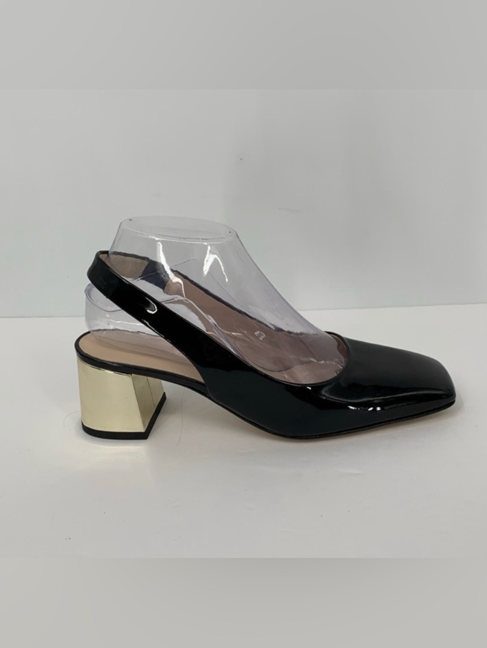 Tuckernuck Sienna slingback shoes black patent leather gold chunky heel Spain 7
